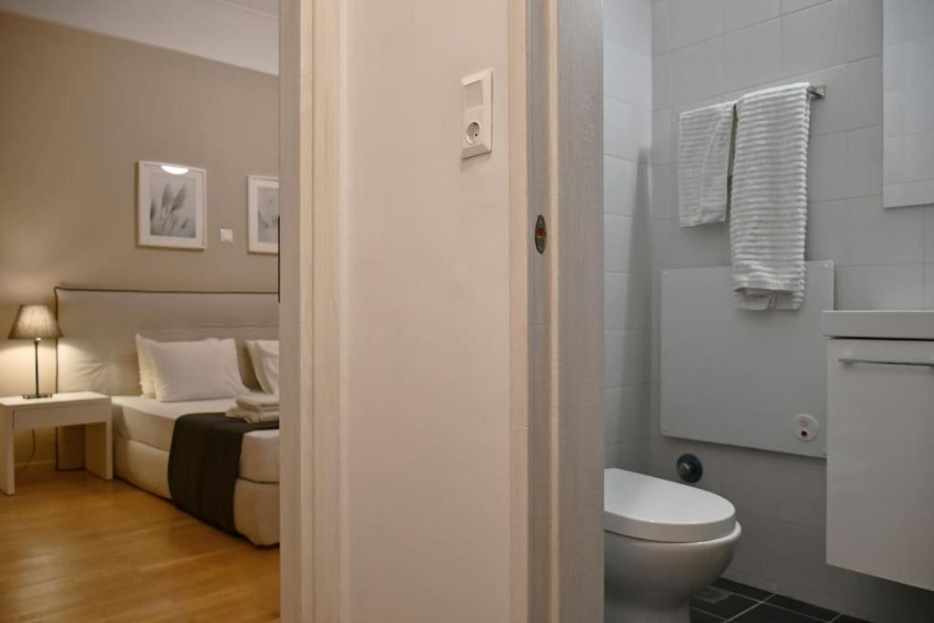Flat Near Acropolis Hill Apartment เอเธนส์ ภายนอก รูปภาพ